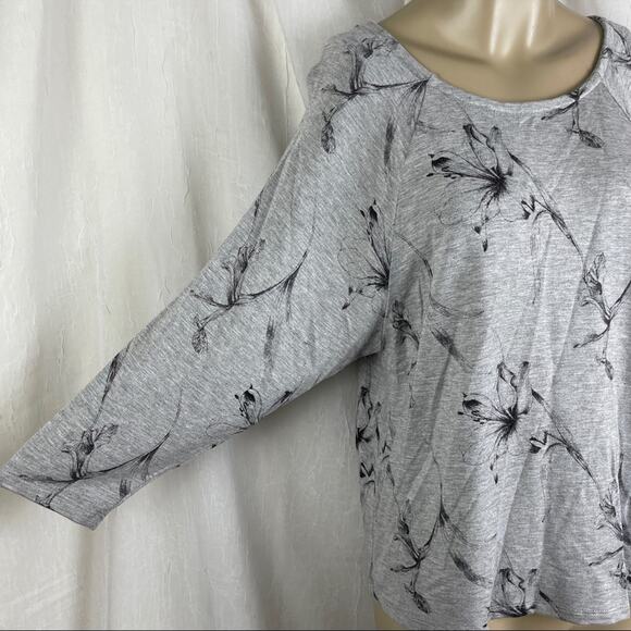 🫶🏼 Heather Grey Floral Print Slouchy Dolman Sleeve Stretch Shirt Forever 21 XS - Picture 8 of 16